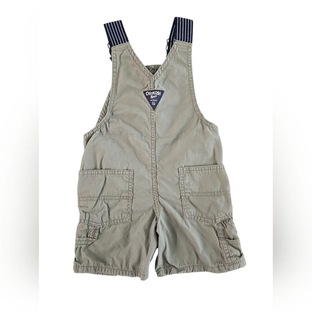 OshKosh Bgosh stylish khaki